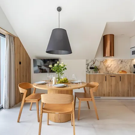 Obroncow Pokoju 16 Apartment Schreiberhau